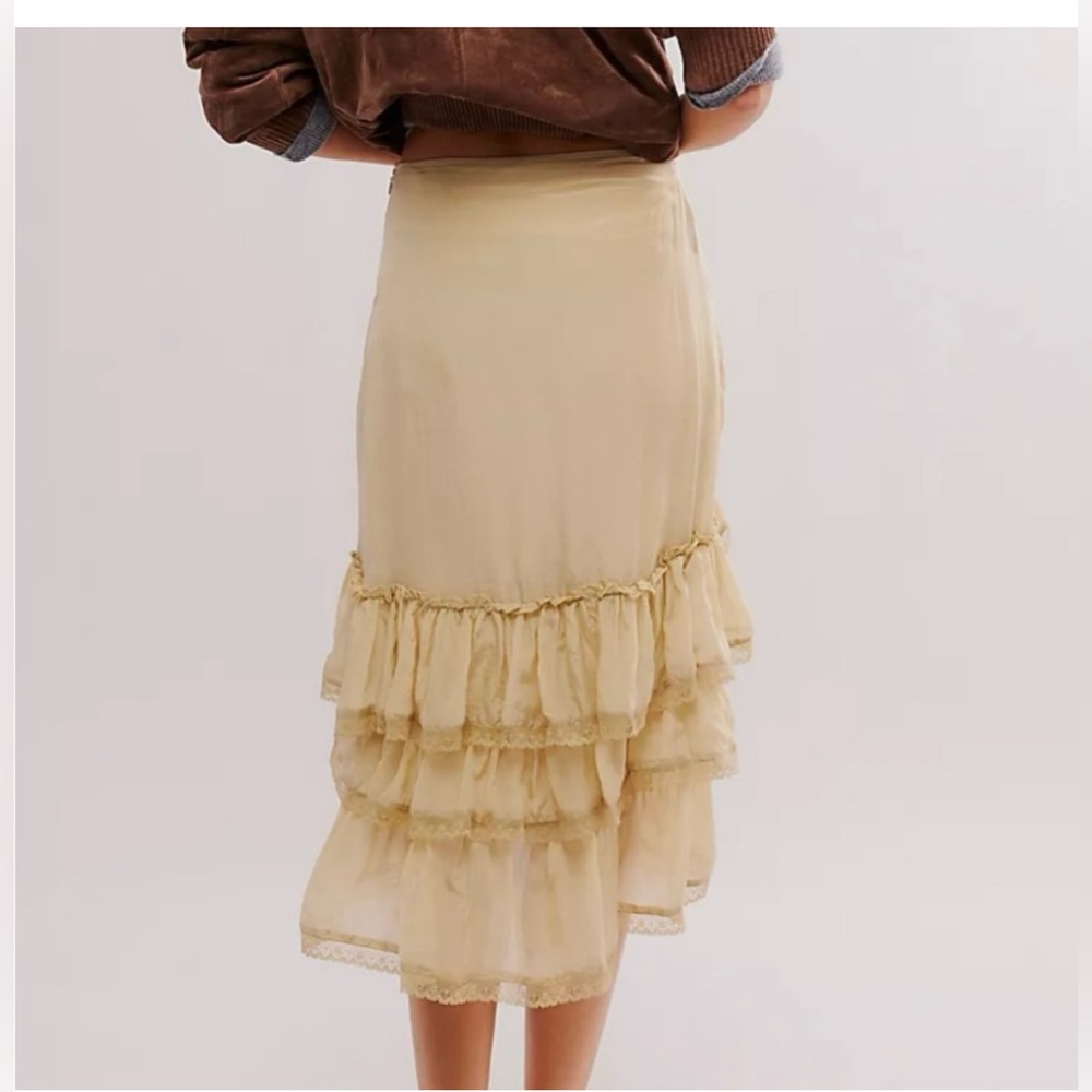 Free People Calliope Ruffle Midi ruched Prairie Skirt NWOT - Picture 3 of 7